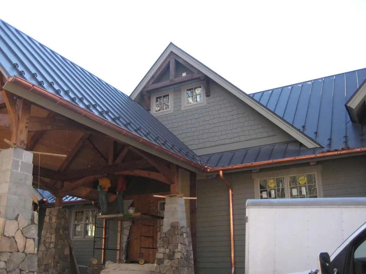 Craftsman Roofing team delivering quality roofing work in Lincolndale